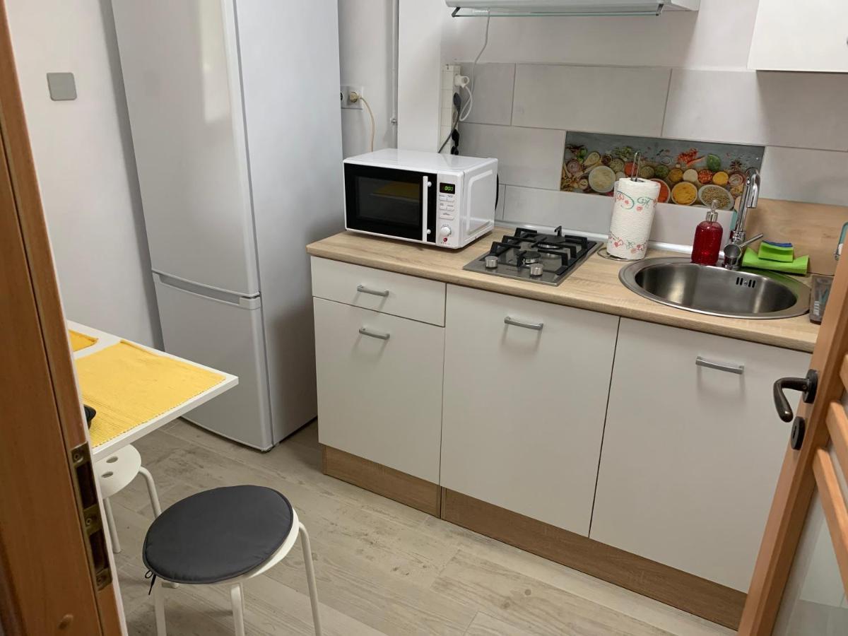 Paulaapartment&Rooms Oradea Buitenkant foto